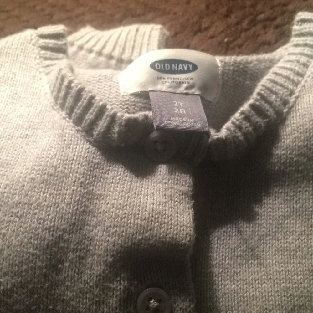 FINAL MARKDOWN LITTLE girls old navy cardigan 2t